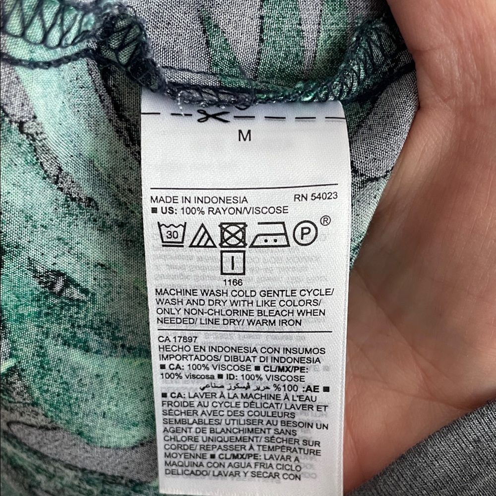 Old Navy V-Neck Navy Palm Print Maxi Dress M - Picture 8 of 8
